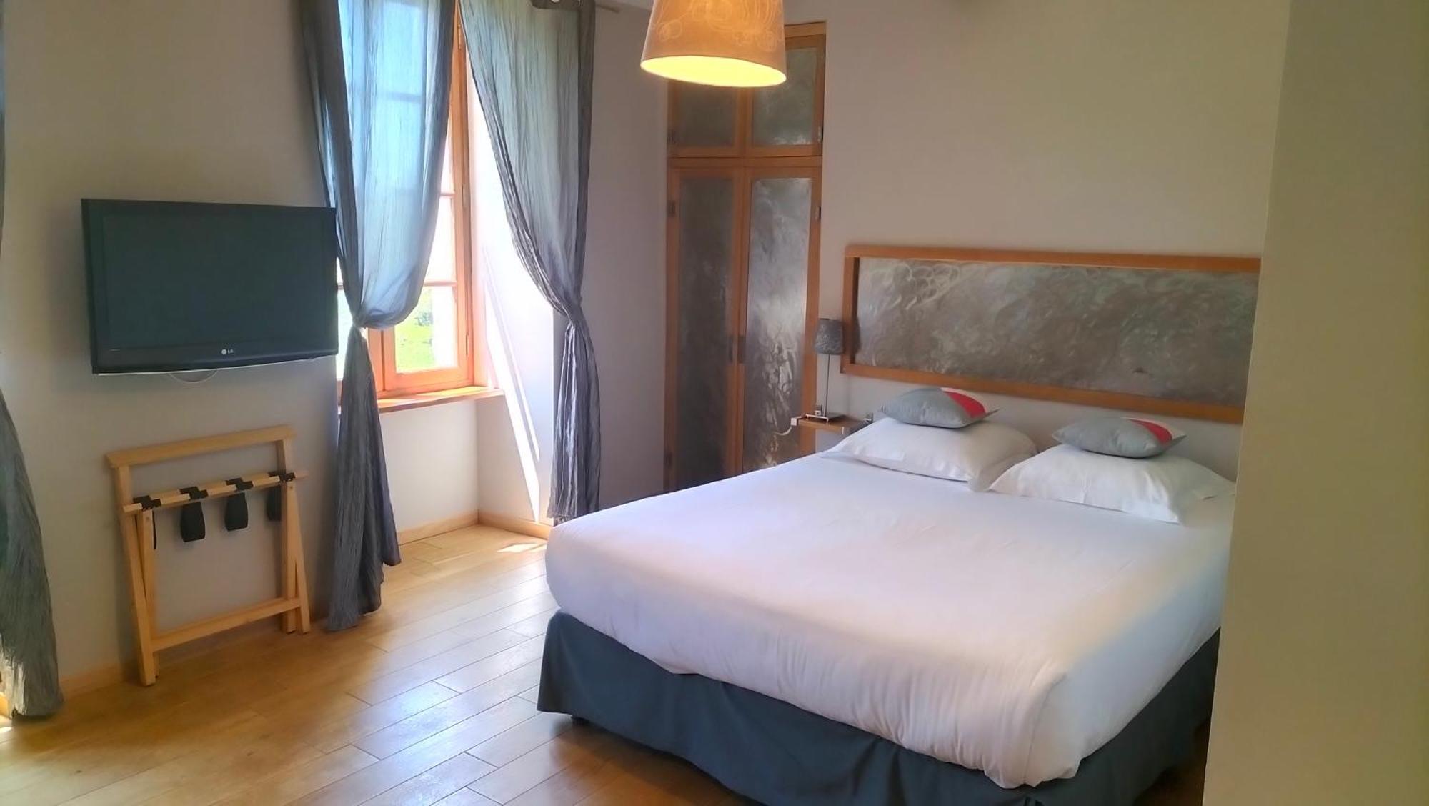 Logis Hotel Chateau De 帕拉亚 外观 照片